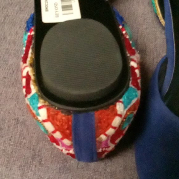 Gorgeous Flats💙 - Picture 5 of 9